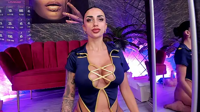 IzabelaTessa online show from 28, 7, 2026