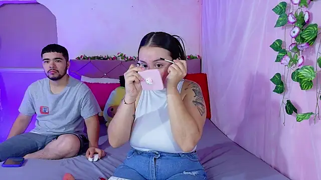  mia and mike  online show from 29, 9, 2025