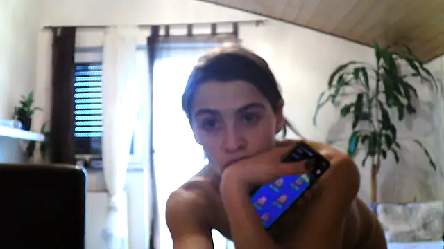 Snapshot of sweet_paar2016 chatting on 25, 10, 2025 sweet paar2016 online show from 25, 10, 2025