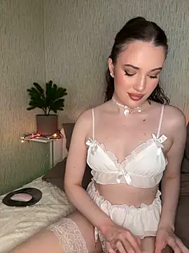 Ariana Sanderss online show from 20, 12, 2025