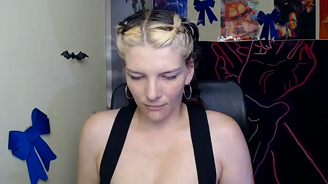 VanessaRey  online show from 25, 6, 2026