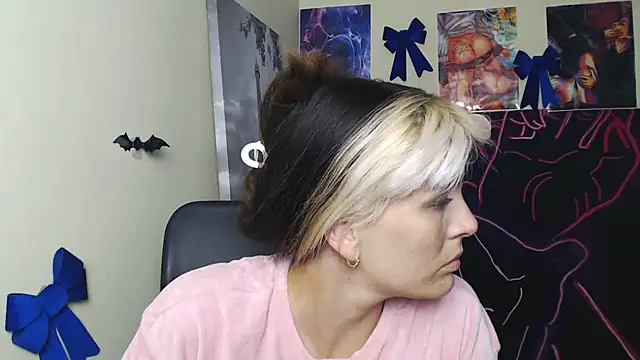VanessaRey  online show from 30, 7, 2026
