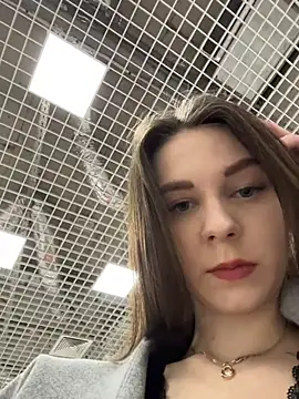 MilaBee online show from 25, 4, 2026