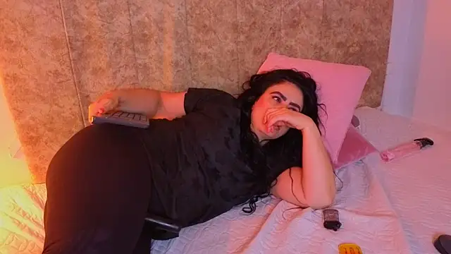 angelinarouse  online show from 11, 7, 2026