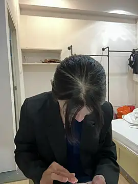 Rainbow-sweet online show from 12, 2, 2026