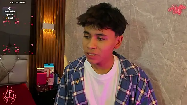 Ethan Westt online show from 20, 4, 2026