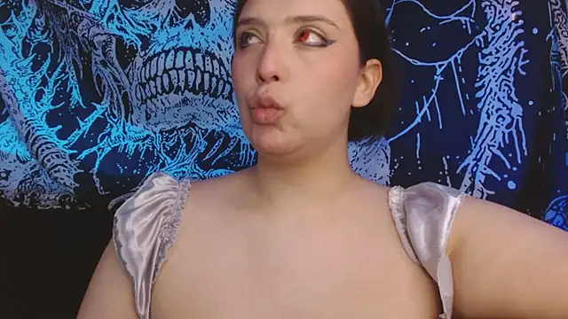 mikaskullcs online show from 3, 2, 2026