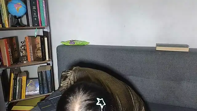 Amadamilf1980 online show from 25, 2, 2026