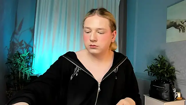 Jes Solar online show from 5, 10, 2025