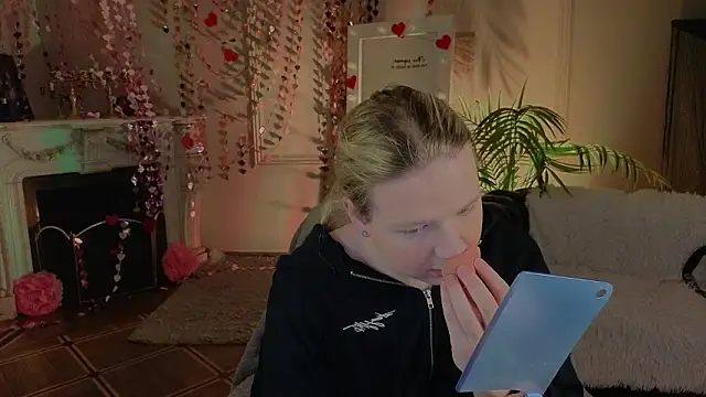 Jes Solar online show from 3, 3, 2026