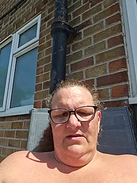MissQueenBeex online show from 30, 5, 2026