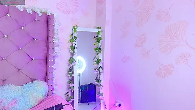 kity x online show from 14, 4, 2026