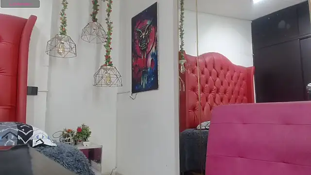 nei girl online show from 24, 4, 2026