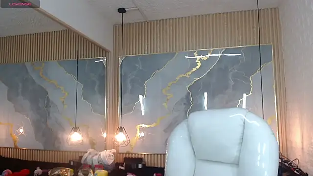 nei girl online show from 28, 4, 2026