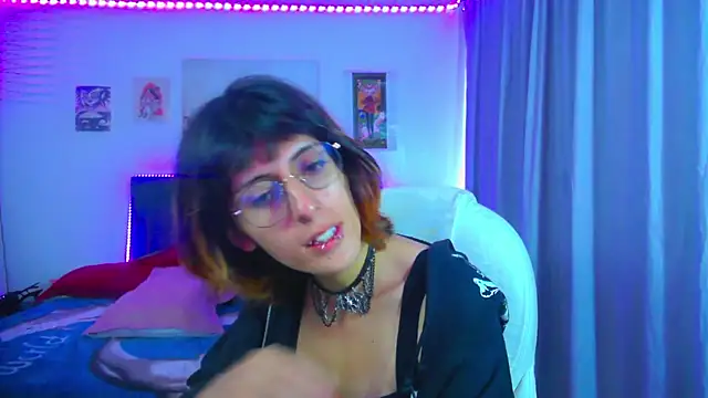 Snapshot of goth_minerva chatting on 27, 5, 2026 goth minerva online show from 27, 5, 2026