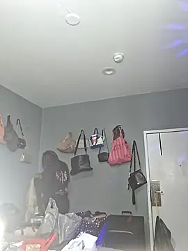 Snapshot of ItsBarbieBitcxxxx69 chatting on 6, 11, 2025 ItsBarbieBitcxxxx69 online show from 6, 11, 2025