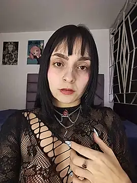 KARINNA  RAVEN online show from 31, 5, 2026