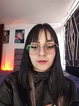 KARINNA  RAVEN online show from 9, 6, 2026