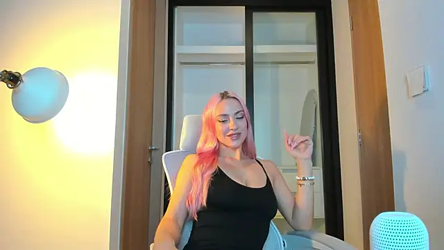  Miss Valentina  online show from 28, 11, 2025