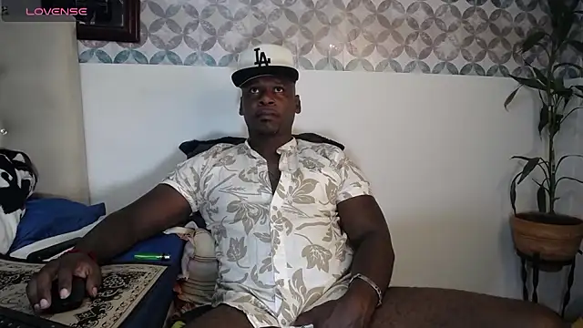 Snapshot of Manbigcocklatin chatting on 12, 11, 2025 Manbigcocklatin online show from 12, 11, 2025