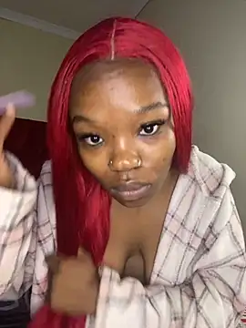 Snapshot of YummyMelanin117 chatting on 12, 10, 2025 YummyMelanin117 online show from 12, 10, 2025