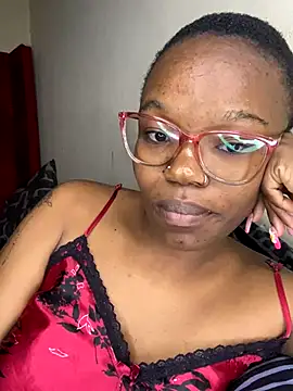 Snapshot of YummyMelanin117 chatting on 3, 12, 2025 YummyMelanin117 online show from 3, 12, 2025