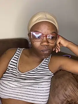 Snapshot of YummyMelanin117 chatting on 26, 2, 2026 YummyMelanin117 online show from 26, 2, 2026