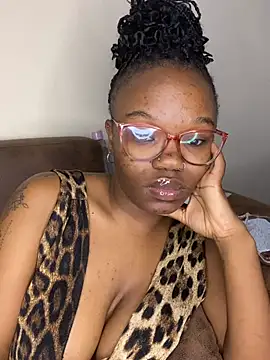 Snapshot of YummyMelanin117 chatting on 11, 3, 2026 YummyMelanin117 online show from 11, 3, 2026