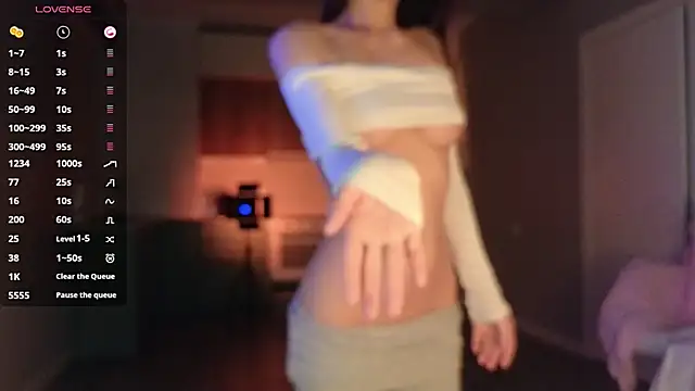 Snapshot of Ella_lee15 chatting on 11, 9, 2025 Ella lee15 online show from 11, 9, 2025