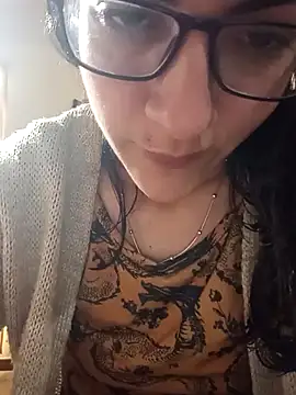 Camilitah online show from 11, 10, 2025