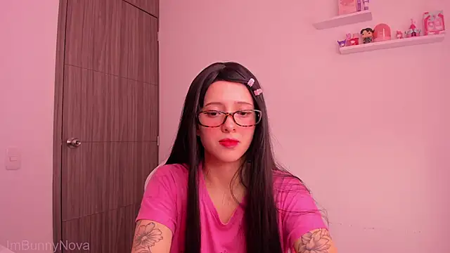 ImBunnyNova online show from 23, 4, 2026