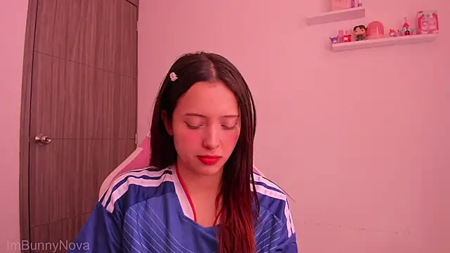 ImBunnyNova online show from 15, 5, 2026