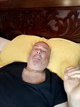 Snapshot of Alexis_Bull chatting on 12, 9, 2025 Alexis Bull online show from 12, 9, 2025