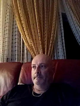 Snapshot of Alexis_Bull chatting on 25, 9, 2025 Alexis Bull online show from 25, 9, 2025