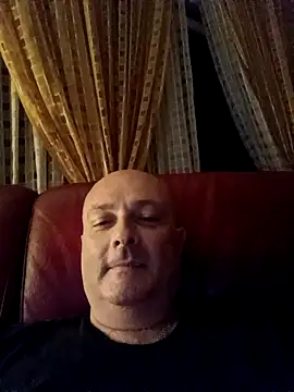 Snapshot of Alexis_Bull chatting on 29, 9, 2025 Alexis Bull online show from 29, 9, 2025