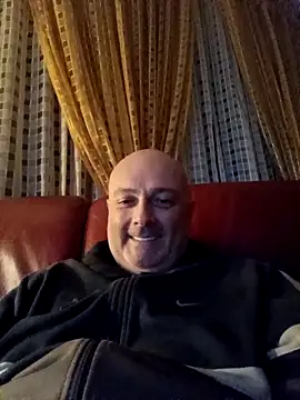 Snapshot of Alexis_Bull chatting on 22, 10, 2025 Alexis Bull online show from 22, 10, 2025