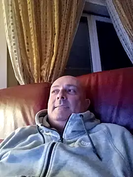 Snapshot of Alexis_Bull chatting on 30, 11, 2025 Alexis Bull online show from 30, 11, 2025