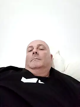 Snapshot of Alexis_Bull chatting on 2, 3, 2026 Alexis Bull online show from 2, 3, 2026