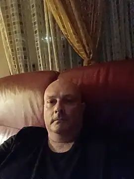 Alexis Bull online show from 16, 6, 2026