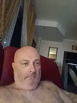 Alexis Bull online show from 19, 6, 2026