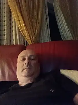 Alexis Bull online show from 12, 7, 2026