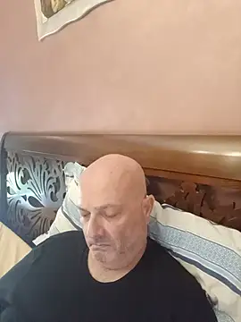 Alexis Bull online show from 14, 7, 2026
