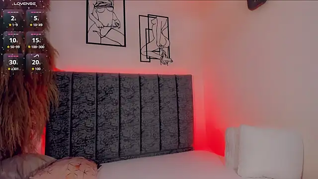 Snapshot of blonder_roux chatting on 26, 9, 2025 blonder roux online show from 26, 9, 2025