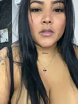 Snapshot of sashaoficial_ chatting on 30, 6, 2026 sashaoficial online show from 30, 6, 2026