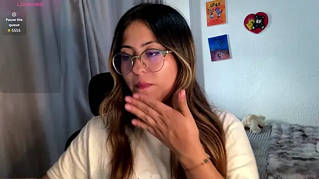 Snapshot of emma__bell_ chatting on 17, 9, 2025 emma bell online show from 17, 9, 2025