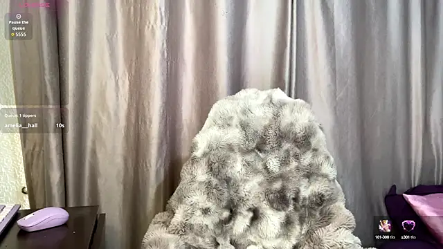 Snapshot of emma__bell_ chatting on 2, 10, 2025 emma bell online show from 2, 10, 2025