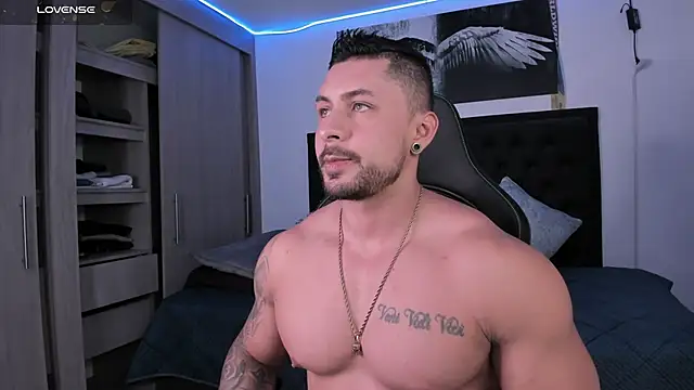 santi aesthetic online show from 19, 9, 2025