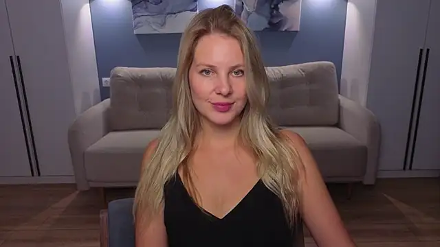MelanieBennett online show from 28, 7, 2026