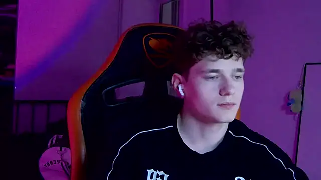 DanyDavis online show from 5, 10, 2025