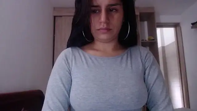 Snapshot of MeliSweet chatting on 7, 4, 2026 MeliSweet online show from 7, 4, 2026